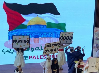 kids light up stage with save gaza message kids light up stage with save gaza message