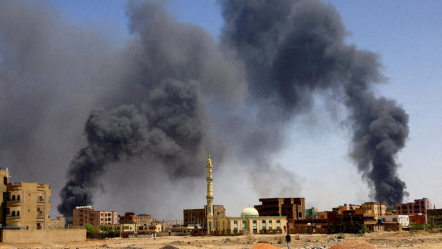 28 killed as shelling hits khartoum fuel station 28 killed as shelling hits khartoum fuel station