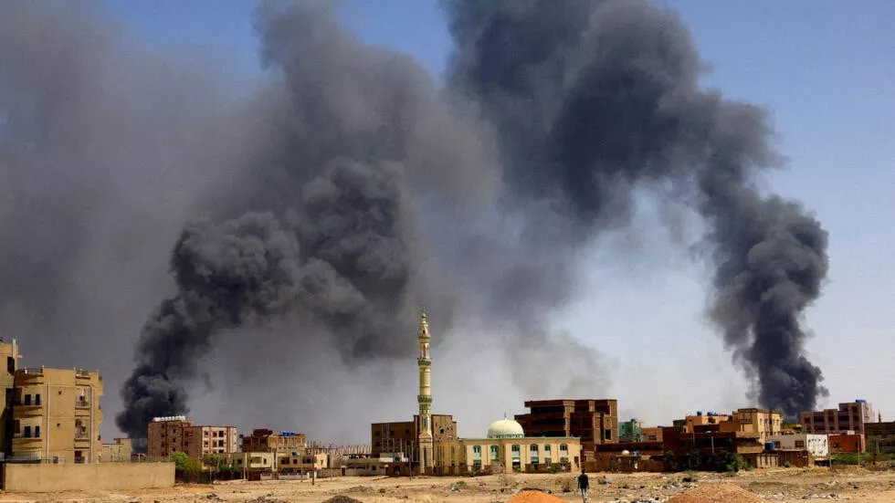 28 killed as shelling hits khartoum fuel station 28 killed as shelling hits khartoum fuel station