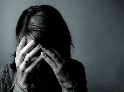 mother commits suicide with daughters