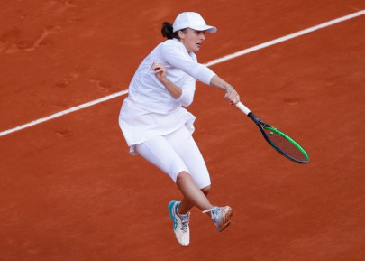 swiatek ready to embrace spotlight again after comfortable quarantine