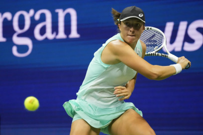 swiatek to skip billie jean king cup finals swiatek to skip billie jean king cup finals