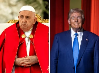 it will be a disgrace pope francis slams trump s plans of large scale deportation raids