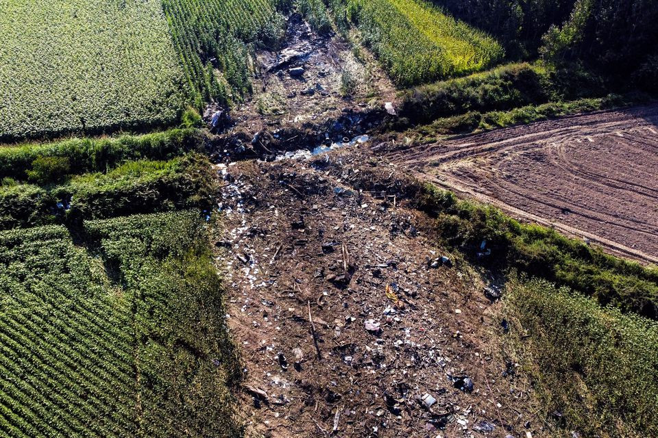 Photo of Eight crew members killed in Ukraine cargo plane crash in northern Greece