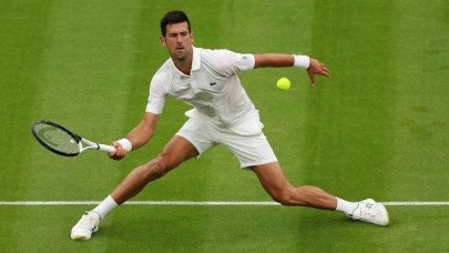 djokovic eyeing 100 wins in wimbledon djokovic eyeing 100 wins in wimbledon