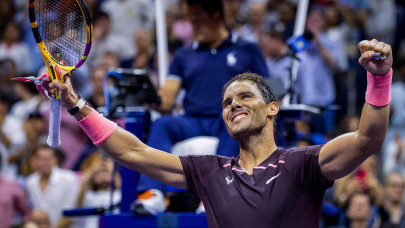 nadal stays on course for 23rd grand slam title nadal stays on course for 23rd grand slam title