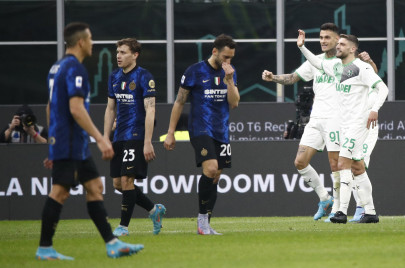 inter milan slump to sassuolo defeat inter milan slump to sassuolo defeat