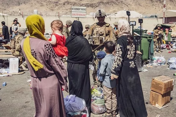 us marines with the 24th marine expeditionary unit meu process evacuees as they go through the evacuation control center ecc during an evacuation at hamid karzai international airport kabul afghanistan august 28 2021 photo reuters us marines with the 24th marine expeditionary unit meu process evacuees as they go through the evacuation control center ecc during an evacuation at hamid karzai international airport kabul afghanistan august 28 2021 photo reuters