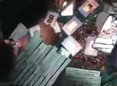 watch taliban recover bags full of money gold bars from amrullah saleh s house