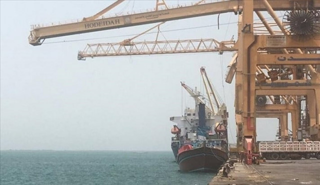 first fuel tanker arrives at hudaydah after yemen truce first fuel tanker arrives at hudaydah after yemen truce