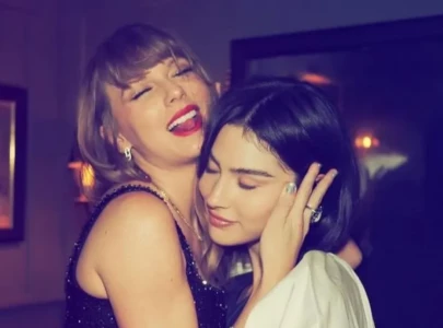 gracie abrams calls taylor a forever genius and brings up olivia in emotional tour speech gracie abrams calls taylor a forever genius and brings up olivia in emotional tour speech