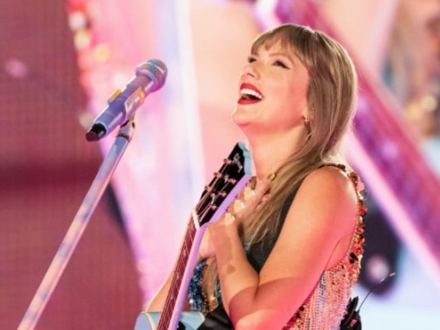 courtesy taylorswift on instagram courtesy taylorswift on instagram