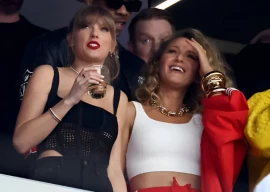 taylor swift s ruin the friendship has fans side eyeing blake lively taylor swift s ruin the friendship has fans side eyeing blake lively