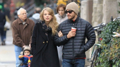 jake gyllenhaal says all too well is not about him but about taylor swift fans jake gyllenhaal says all too well is not about him but about taylor swift fans