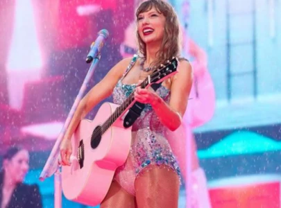 taylor swift finds solace in london fans standing ovation amidst vienna terror plot aftermath