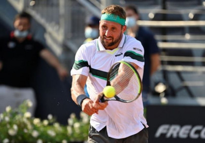 sandgren allowed to board australian open flight despite positive test sandgren allowed to board australian open flight despite positive test