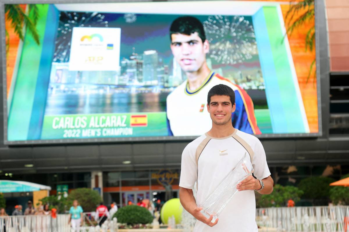 Photo of Nadal inspires Alcaraz to Miami Open crown
