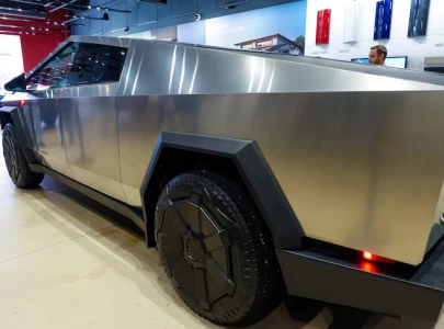 tesla cybertruck tires reportedly last only 6 000 miles tesla cybertruck tires reportedly last only 6 000 miles