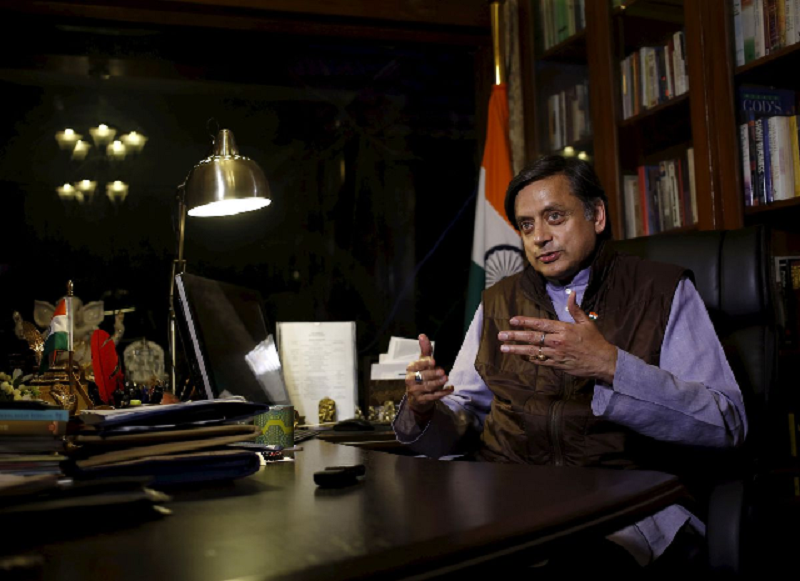 Photo of Gandhi loyalist Shashi Tharoor in race to lead India's Congress party
