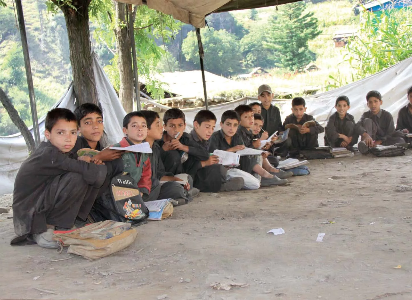 the schoolchildren without a roof the schoolchildren without a roof