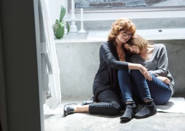 the meddler review how mothers find their way