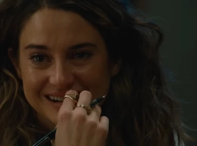 shailene woodley betty gilpin dewanda wise and gabrielle creevy shine in three women trailer shailene woodley betty gilpin dewanda wise and gabrielle creevy shine in three women trailer