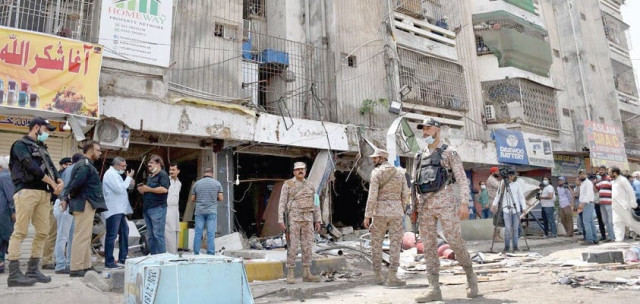 three killed five injured in blast in karachi