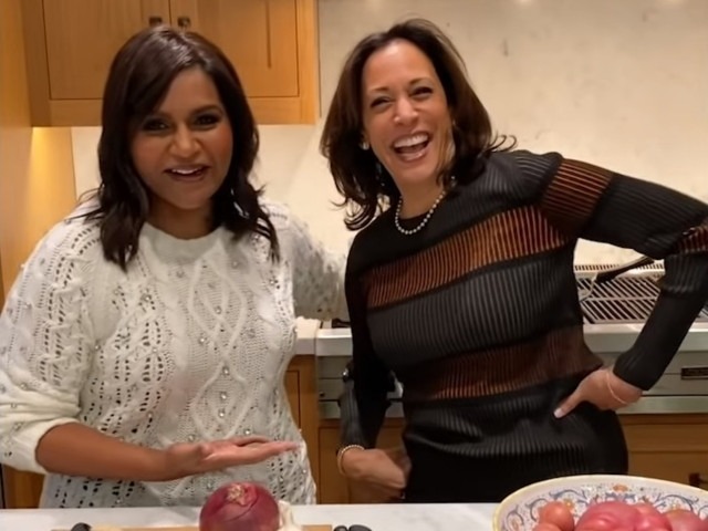 mindy kaling celebrates kamala harris indian heritage at dnc immigrant mom dosas sanskrit name
