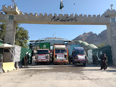 businessmen urge opening of more pak afghan borders businessmen urge opening of more pak afghan borders