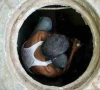 two die of toxic gas in sewer two die of toxic gas in sewer