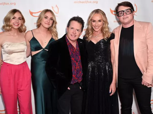 michael j fox s daughter schuyler weds in ceremony on mom tracy pollan s birthday michael j fox s daughter schuyler weds in ceremony on mom tracy pollan s birthday