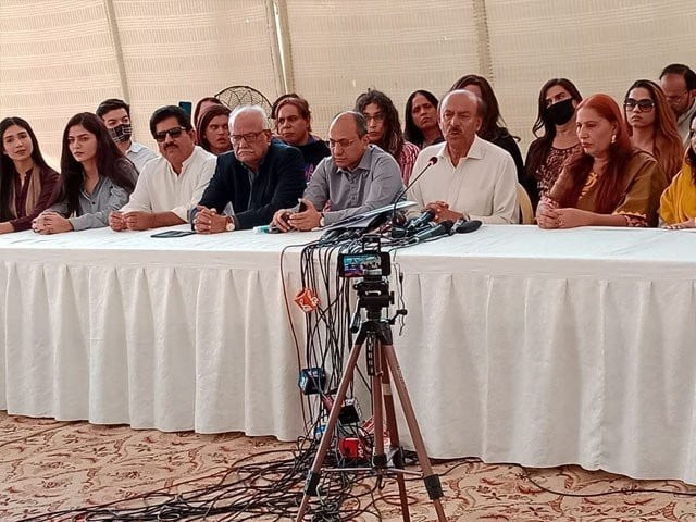 the members of the community make the announcement at a presser in karachi flanked by senior ppp leaders nisar khuhro and saeed ghani photo express the members of the community make the announcement at a presser in karachi flanked by senior ppp leaders nisar khuhro and saeed ghani photo express