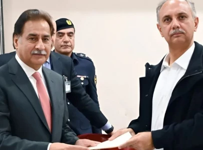 third round of talks with govt begins as pti presents written demands