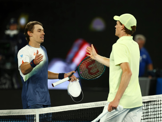 australian open world no 1 sinner destroys de minaur will face shelton in semi finals