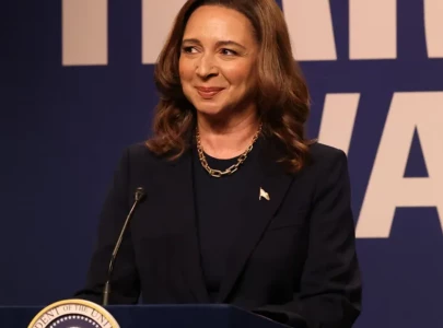 maya rudolph returns to snl as kamala harris in season 50 premiere