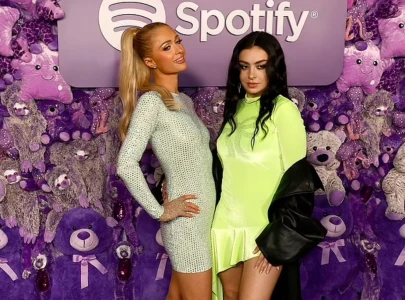 paris hilton wants to collaborate with charli xcx i m the original brat