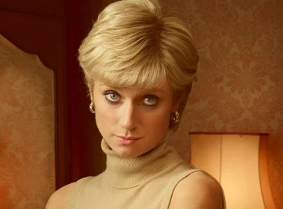 elizabeth debicki wins first emmy for playing princess diana in the crown