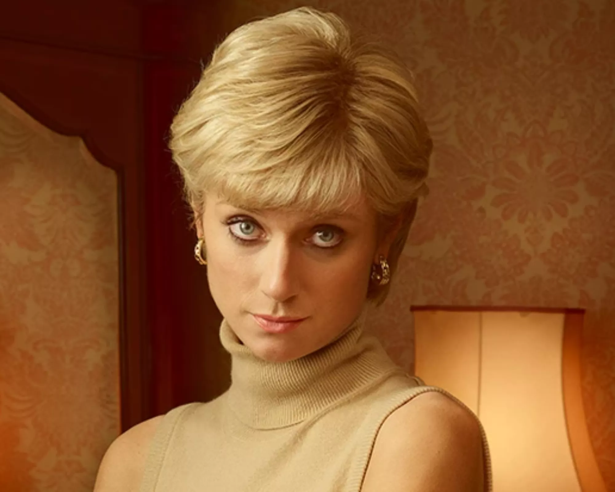 elizabeth debicki wins first emmy for playing princess diana in the crown