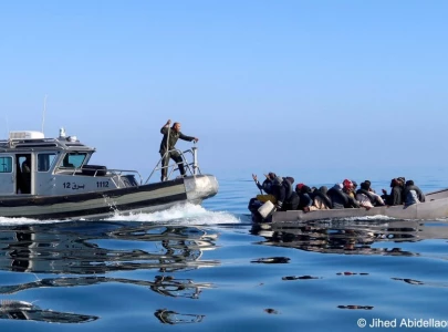 20 die as migrant boat sinks off tunisia