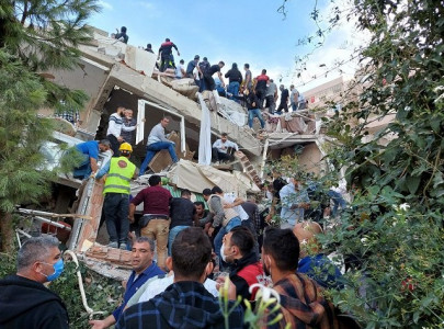 strong earthquake kills 14 people in turkey and greek islands