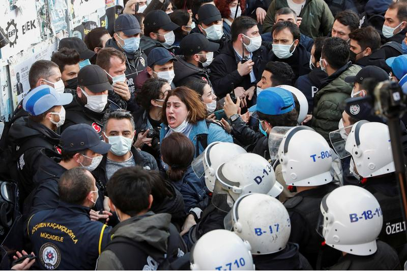 supporters of the hdp scuffle with police officers as they gather to support bogazici university students in istanbul turkey february 4 2021 photo reuters