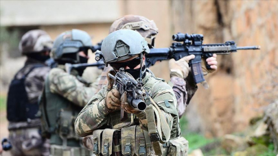 turkish forces arrest 2 ypg pkk militants in northern syria turkish forces arrest 2 ypg pkk militants in northern syria
