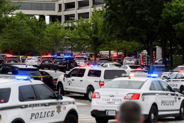 shooting at washington state convenience store kills 3