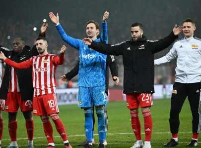 insanity goes on as union berlin meet bayern insanity goes on as union berlin meet bayern