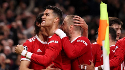 ronaldo salvages united to mask failings