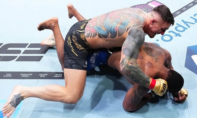 Tom Aspinall defeats Curtis Blaydes, UFC 304. PHOTO: UFC