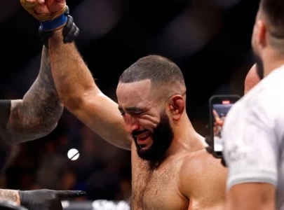 belal muhammad dethrones leon edwards at ufc 304