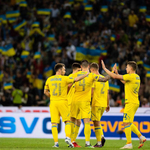 ukraine beat scotland to keep world cup dream alive