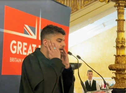 in a first uk s 10 downing street echoes with muslim call to prayer