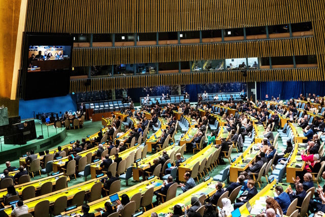un general assembly backs palestinian bid for membership un general assembly backs palestinian bid for membership